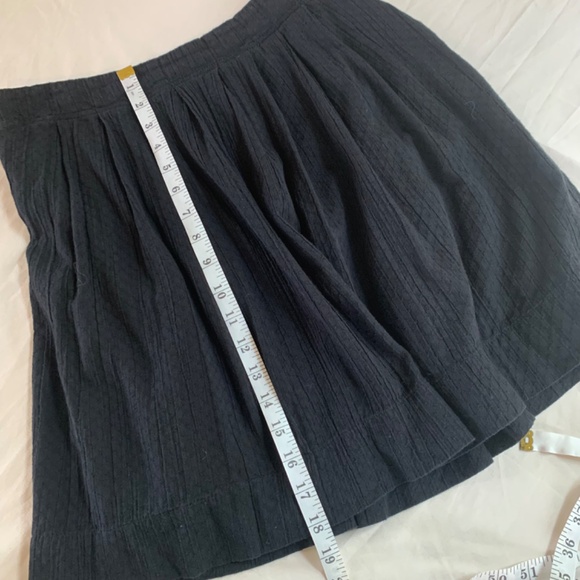 LOFT pleated black mini skirt lined side zip size 4 100% cotton made in India - Picture 8 of 8